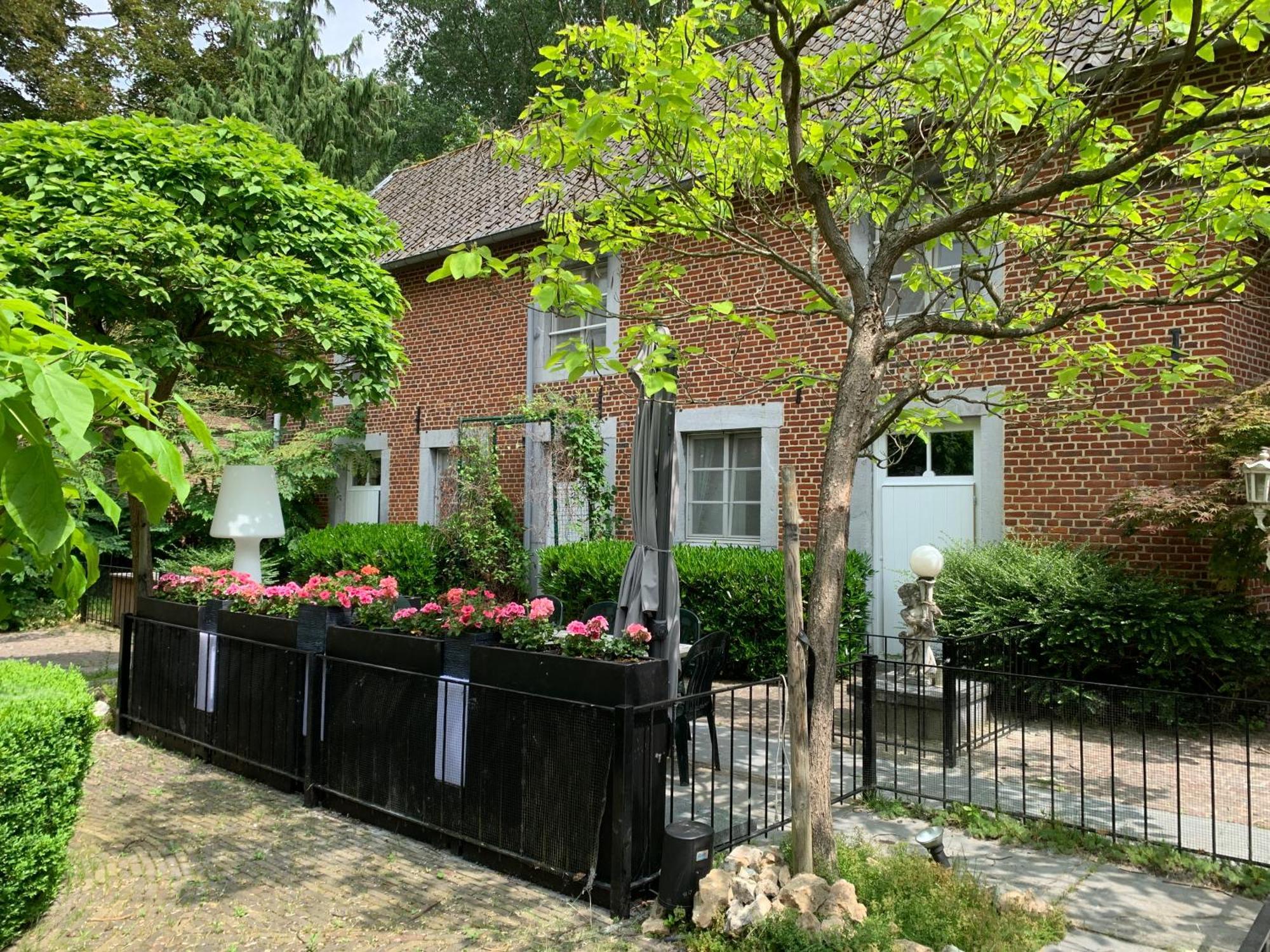 فيلا Heersفي Vakantie Huizen De Heerlijkheid Satenbergh المظهر الخارجي الصورة